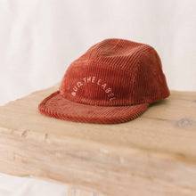 Load image into Gallery viewer, Wine Bud. Corduroy Cap
